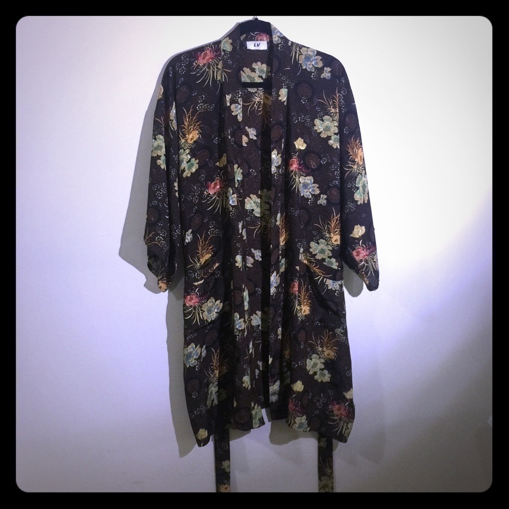 Beautiful brown and coral  Komono